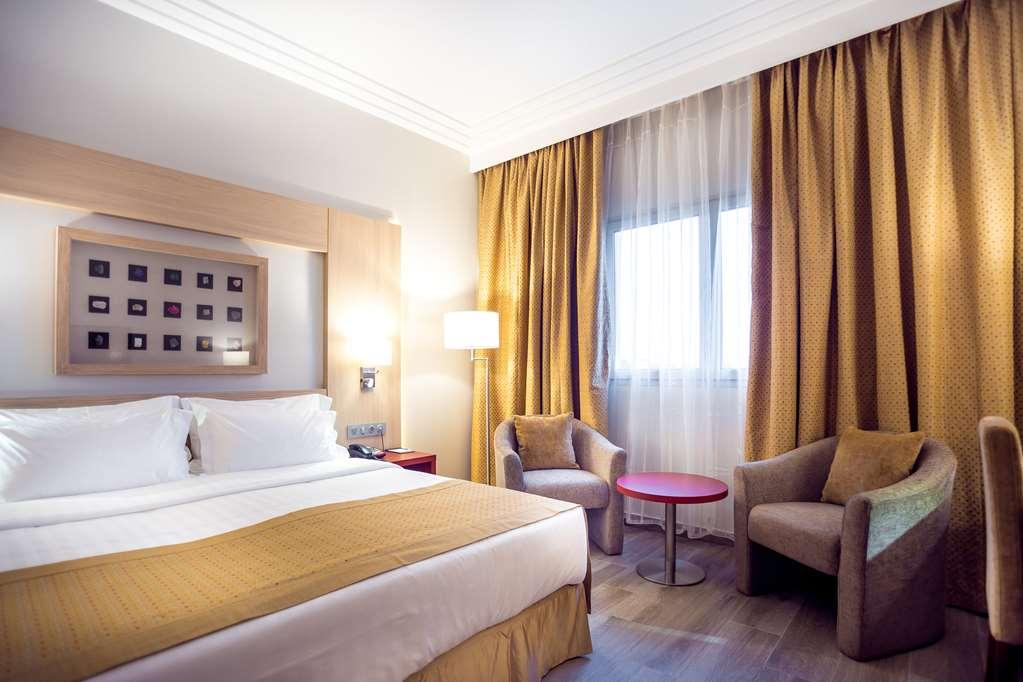Golden Tulip Le Diplomate Hotel Cotonou Værelse billede