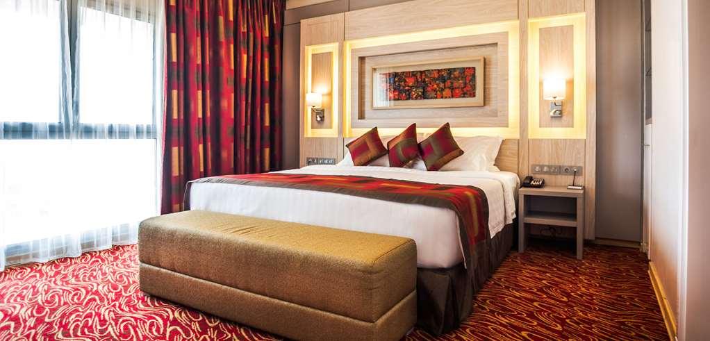 Golden Tulip Le Diplomate Hotel Cotonou Værelse billede