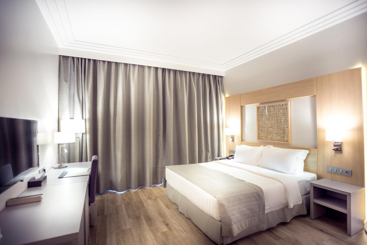 Golden Tulip Le Diplomate Hotel Cotonou Eksteriør billede