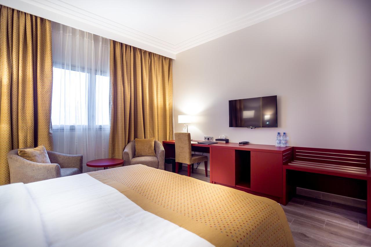 Golden Tulip Le Diplomate Hotel Cotonou Eksteriør billede